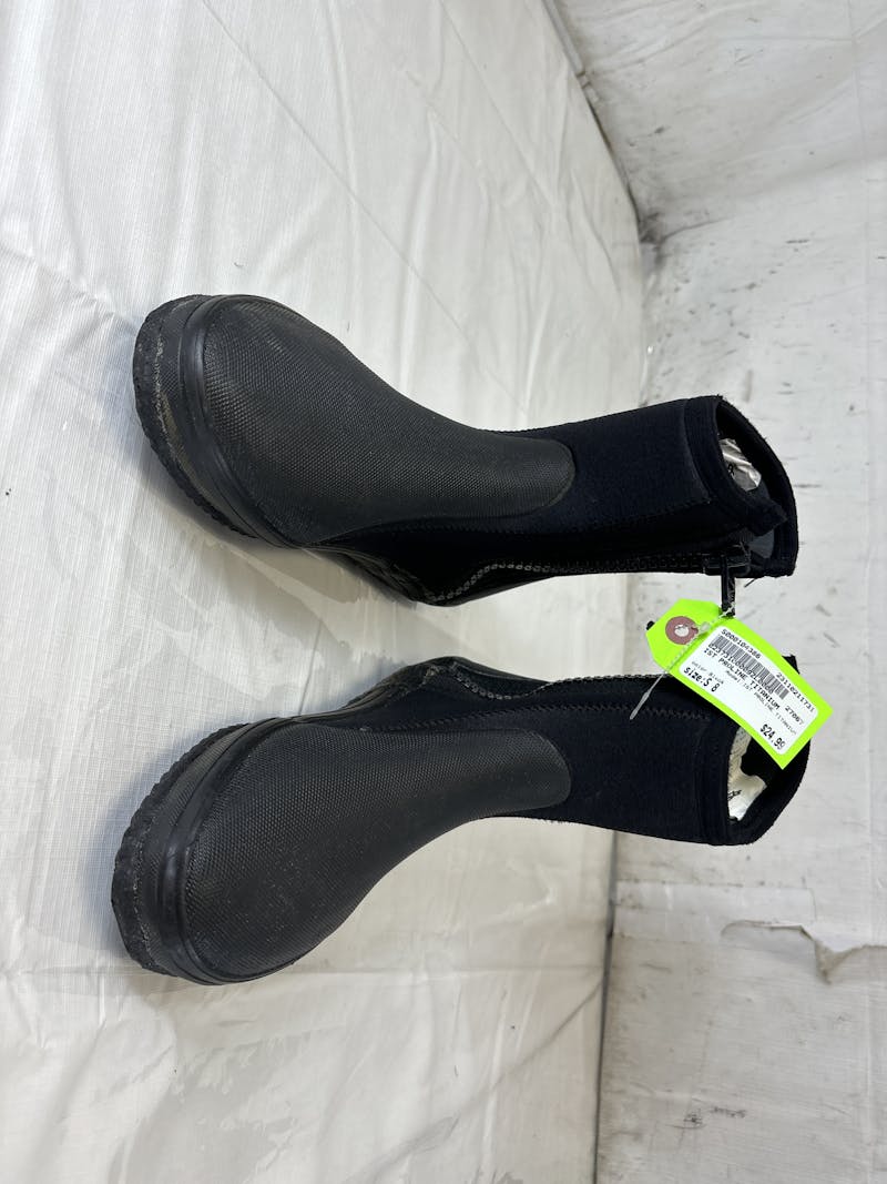 Used IST PROLINE TITANIUM 6.5mm Mens 8 Dive Booties